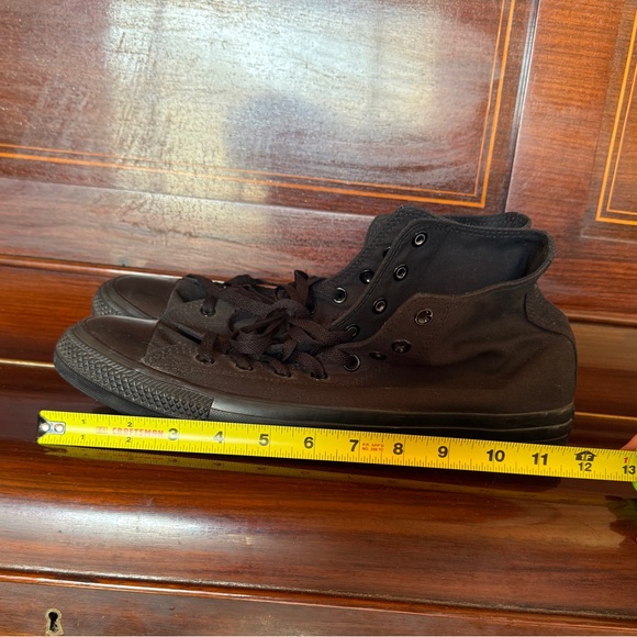 Men’s size 13 Converse Chuck Taylor All Star black classic high top sneakers - Picture 11 of 11